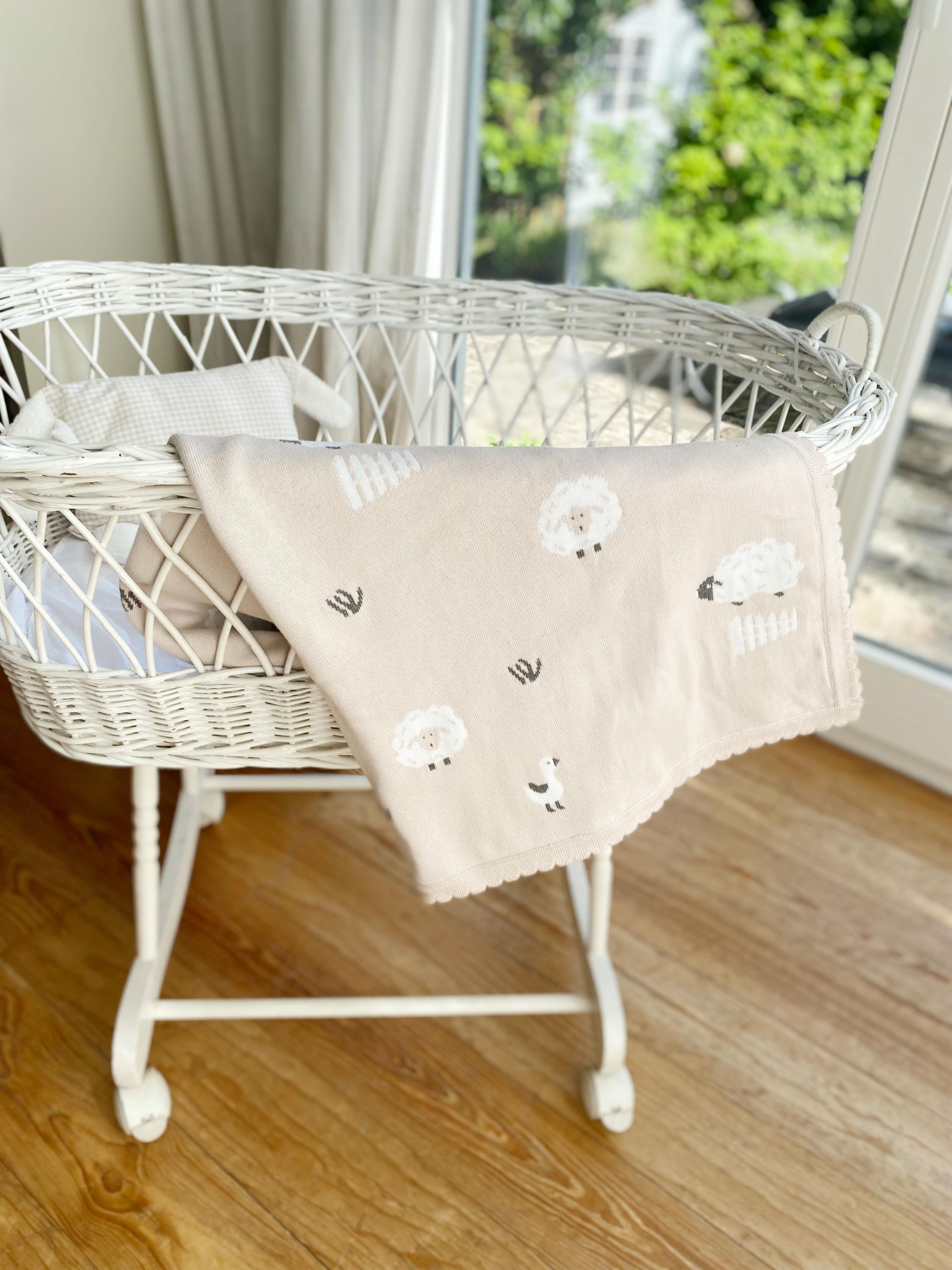 Baby Strickdecke Schafe Sand aus Baumwolle unisex| Hansekind