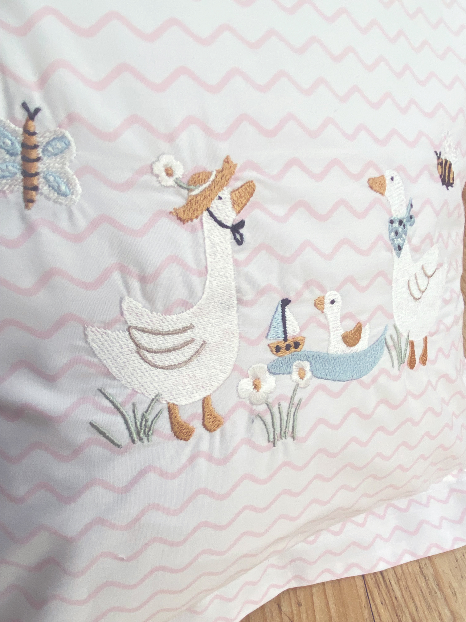 Kinderkissen "Happy Family" mit Gänsefamilie